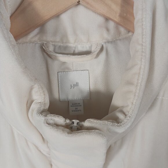 J. Jill, 2X Cream Colored Velvety Velour Puffer Vest, Zip & Snap Front, Pockets - Picture 5 of 14